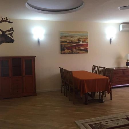 Holiday Home Ереван Екстериор снимка